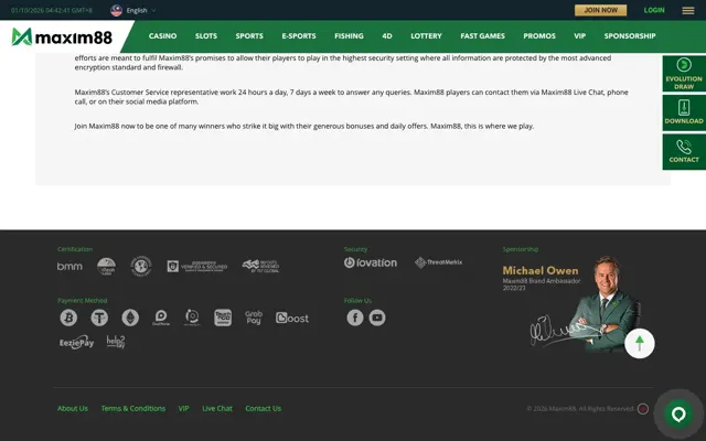 Footer Maxim88 dengan pensijilan BMM, iTech Labs dan GLI, kaedah pembayaran dan duta Michael Owen